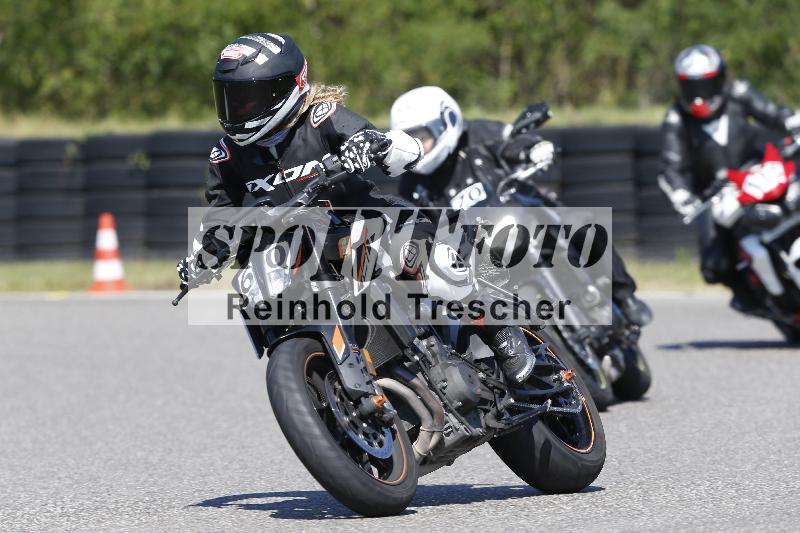 Archiv-2025/48 25.08.2025 Cornu Master School ADR/gruen-vert/60